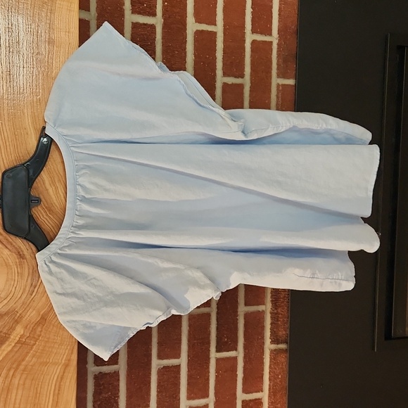 Universal Thread Top - Picture 2 of 2